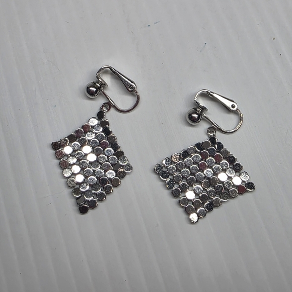 Elegant Silver toned Cluster dangle clip on 60s 70s disco Earrings - Picture 1 of 9